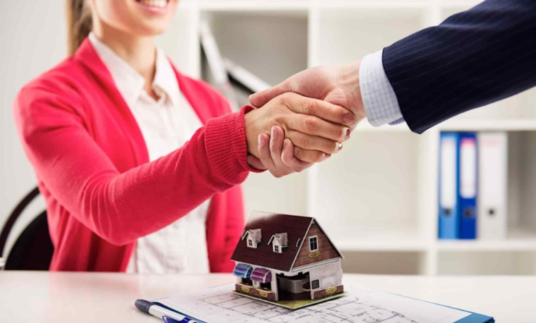 Why Hiring an Estate Agent is a Smart Move for Property Investors