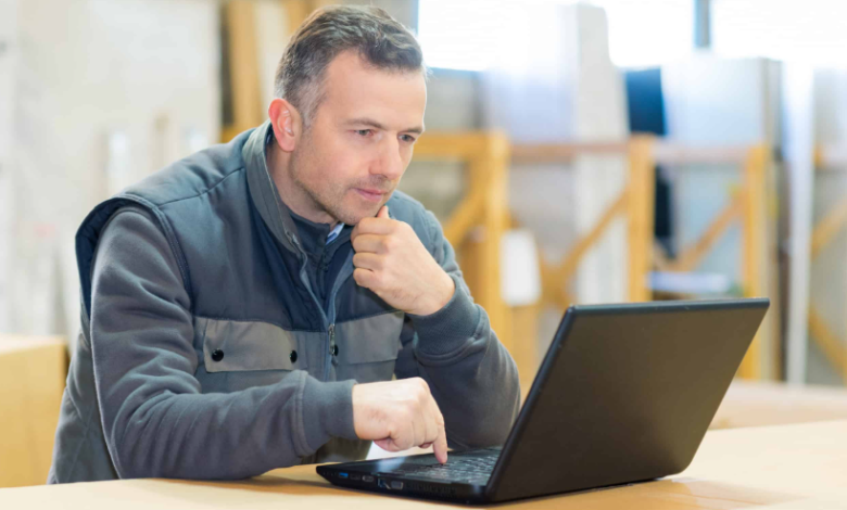 Solar Companies Need Job Forms in HubSpot? Connect Field Service Software for Two-Way Form Sync