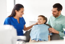 From Kids to Adults: Essential Foods and Habits to Avoid for a Healthy Smile