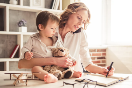 How to Balance Mom Life and Lifestyle: Tips for Maintaining Peace, Style, and Health