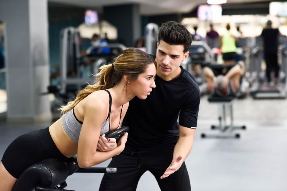 7 Benefits of Choosing a Top Personal Trainer in Singapore Over Gym Classes