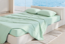 Cooling Comforters vs. Regular Bedding for Hot Flashes