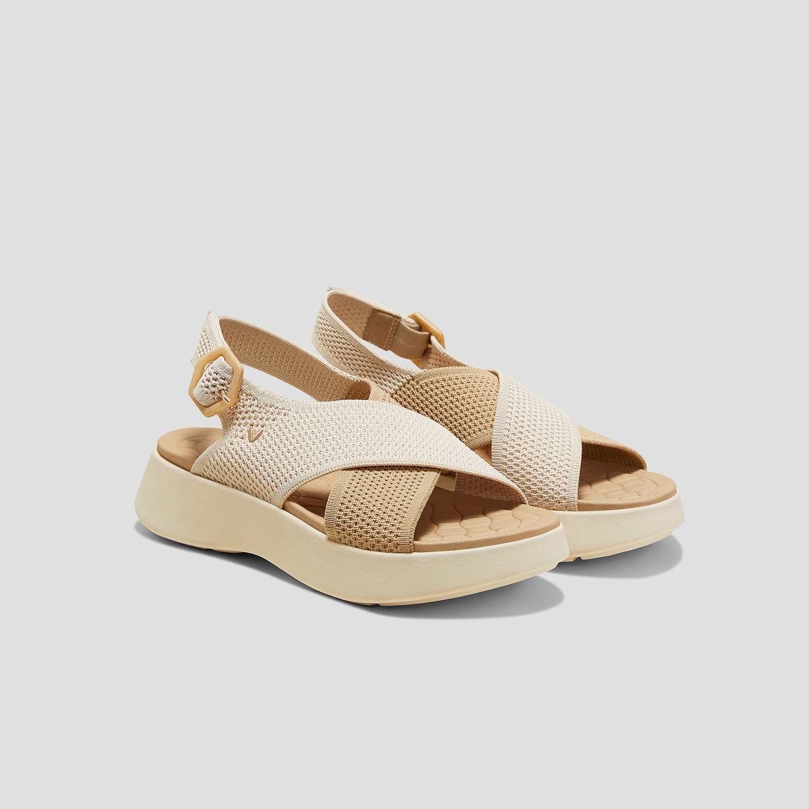 How to Choose Eco-Friendly Women's Sport Sandals for Summer