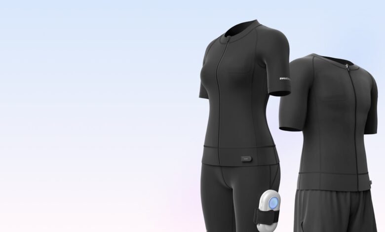 How Can a Wireless EMS Suit Transform Your Home Workouts?