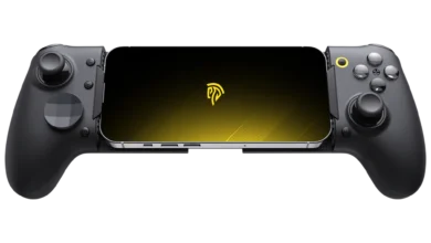 mobile RPG on your commute