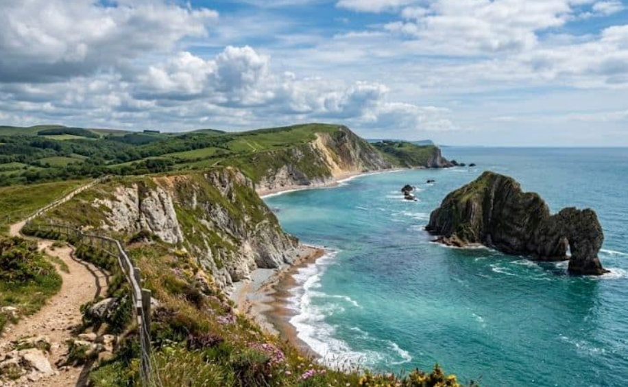 The Art of Living Minutes From the Atlantic Edge