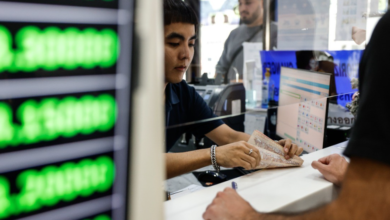 Op 11 USD to THB Exchange Strategies in Phuket